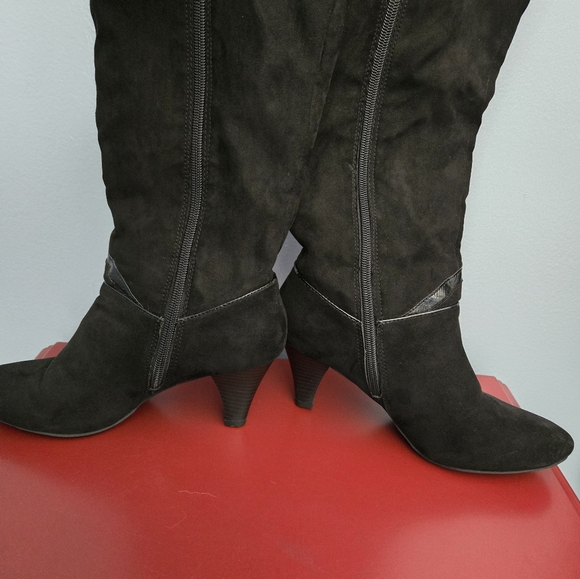 Karen Scott Mailaa Wide Calf Faux Suede Leather Heeled Zip Up Boots 6.5 - Picture 7 of 13